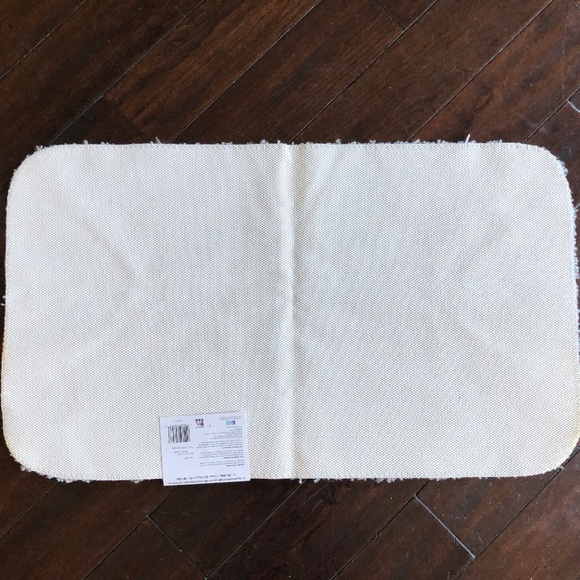 NWT Blue Bath Mat - Bath Rug - 20" x 34" - Mohawk Home - Picture 3 of 4